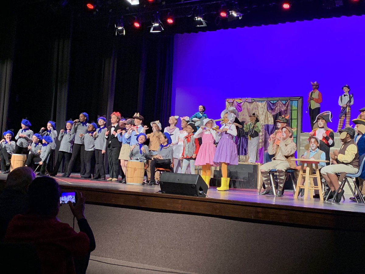 mrs_robsonk's tweet photo. What a great performance! I’m so proud of these students! https://t.co/PIyHXUi711