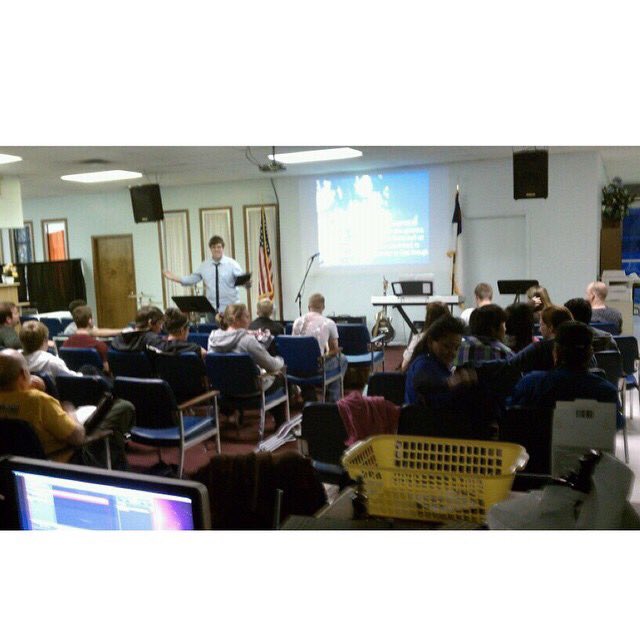 NathanLSelko's tweet photo. March 27th 2011 - We had a bible study going in the airport terminal that today is Living Stones Church - Elko. (Pic: 38 people joined us!) 
So grateful to the Lord for the now 500 + people who call Living Stones their home church! #EvidenceofGrace #Family @A29West https://t.co/LpUJay4Ay2