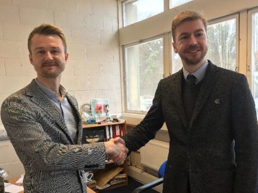 First Facebook community reporter hired in UK 'never thought' he would become journalist due to Asperger's
“I cried when I was offered the job because it was my life’s ambition to become a journalist"

Read the full article here: buff.ly/2FA7x4K
#autism