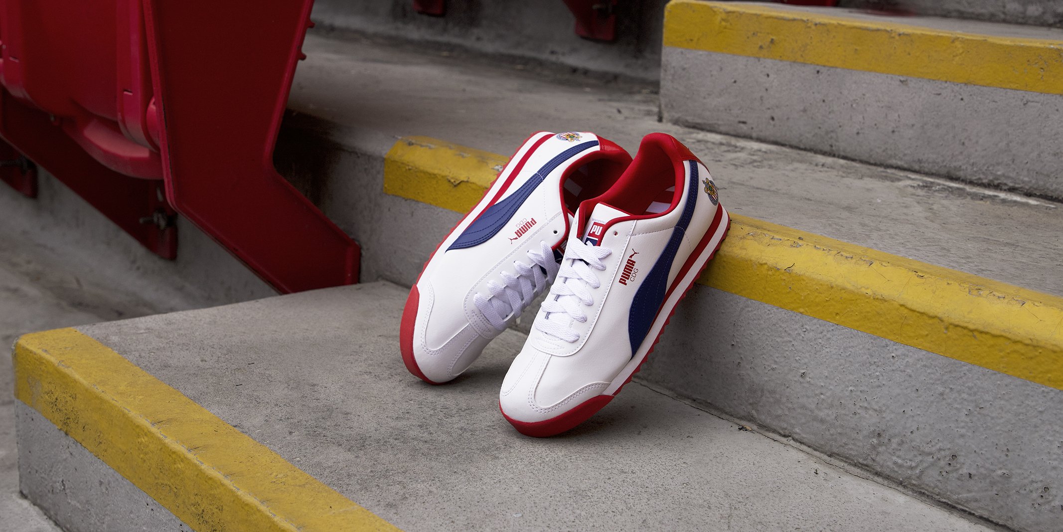 CHIVAS Twitterissä: "🇫🇷😍 estilo retro de PUMA regresa con piel. PUMA Stores #HazPatriaRojiblanca https://t.co/qdZH956e30" / Twitter