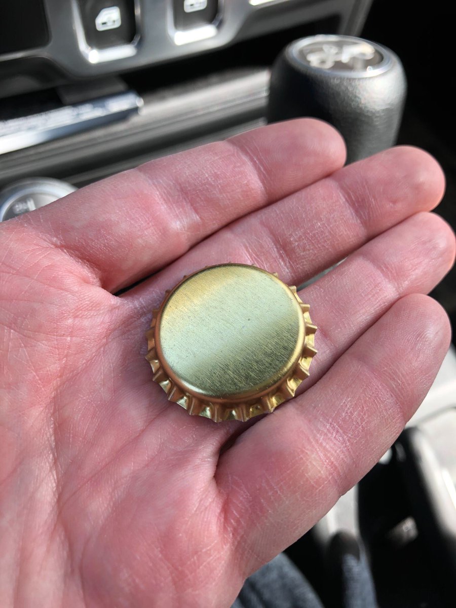 2 more sleeps and only 10 tickets left! Getting intro slides set up and awaiting our speaker's presentation decks!  Also, look for your "Golden Cap" when you arrive.  It's your ticket to some golden brew at our After 5! eventbrite.ca/e/collingwood-…