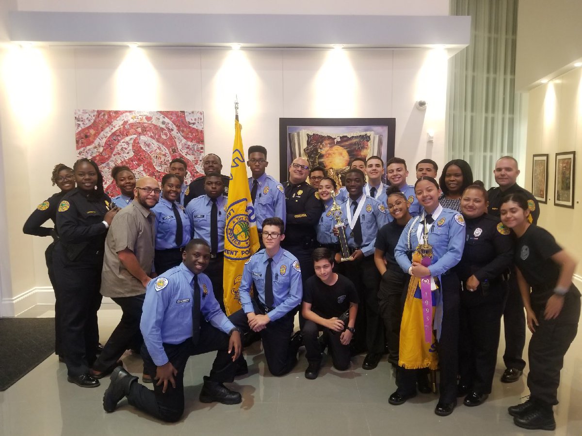 MoralesMiamiPD's tweet image. Congrats to @MiamiPD Police Explorers - they brought home several awards to include first place w a perfect score on the traffic stop scenario - your professionalism and commitment are truly commendable - We are very proud of you all!  #WinningTEAM