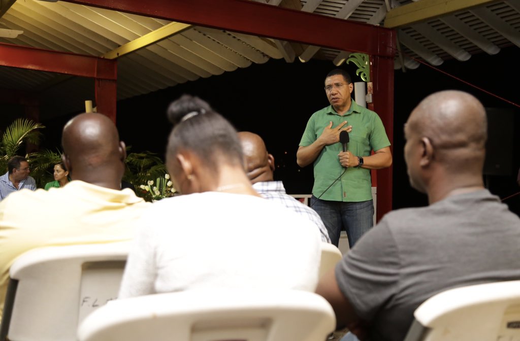 AndrewHolnessJM's tweet photo. We are committed to keeping the country strong, growing and working for all Jamaicans. Tonight, I had a very engaging session with the Port Antonio business community to discuss plans for East Portland and how we will partner to implement these plans. https://t.co/iTFi5IAoy6