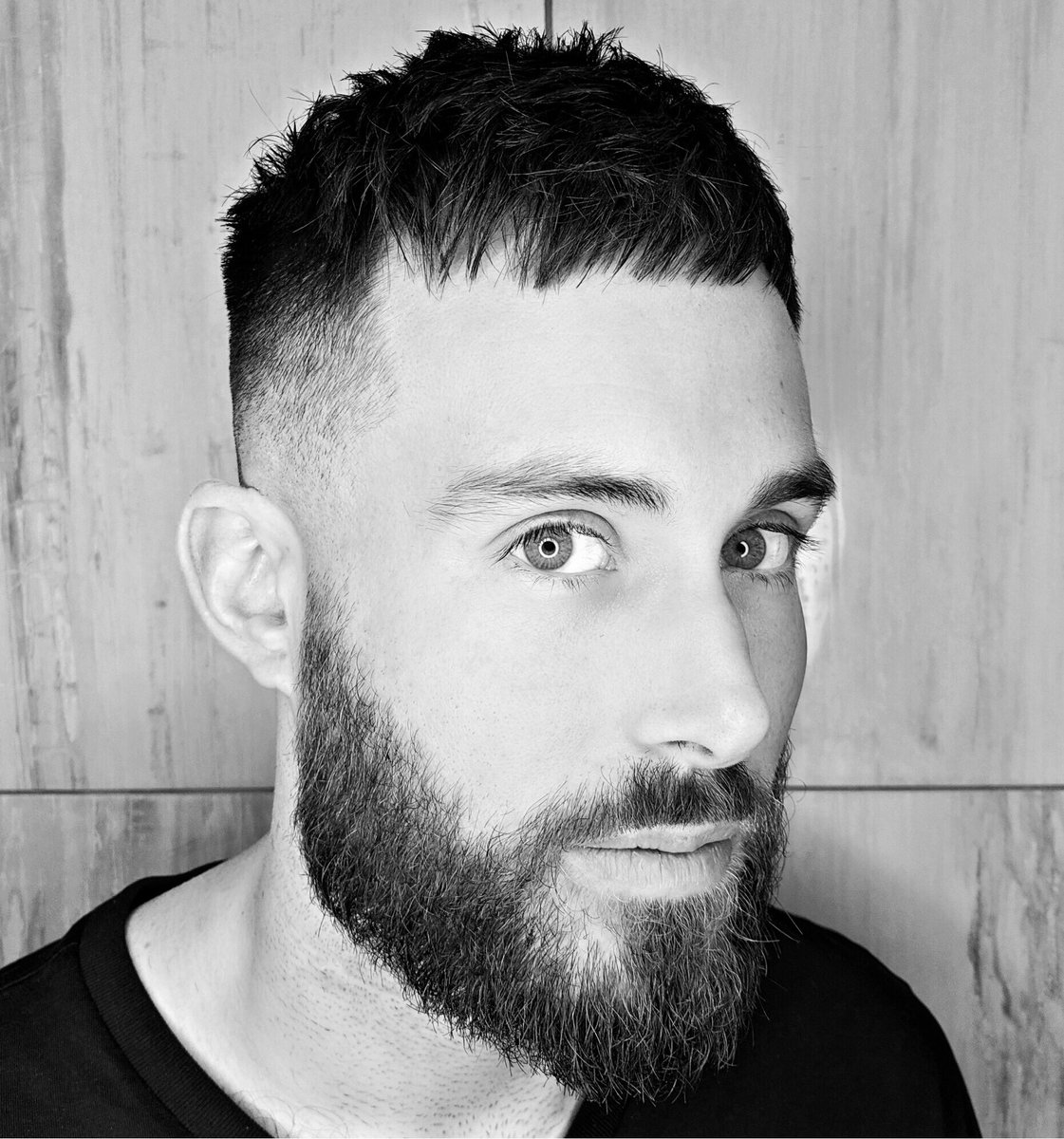 jaggerjameshair's tweet photo. Hair: Cole Siler for @jaggerjameshair
#jaggerjamessalon #jaggerjamesbrand #THEhagerstownhairsalon #hairbrained #mizutaniscissors #americansalon #behindthechair #btconeshot19_fade #btconeshot19_mens #baxterofcalifornia #1821manmade #reuzel #esteticalikes #bangstyle #estetica https://t.co/hoMceLU5b9
