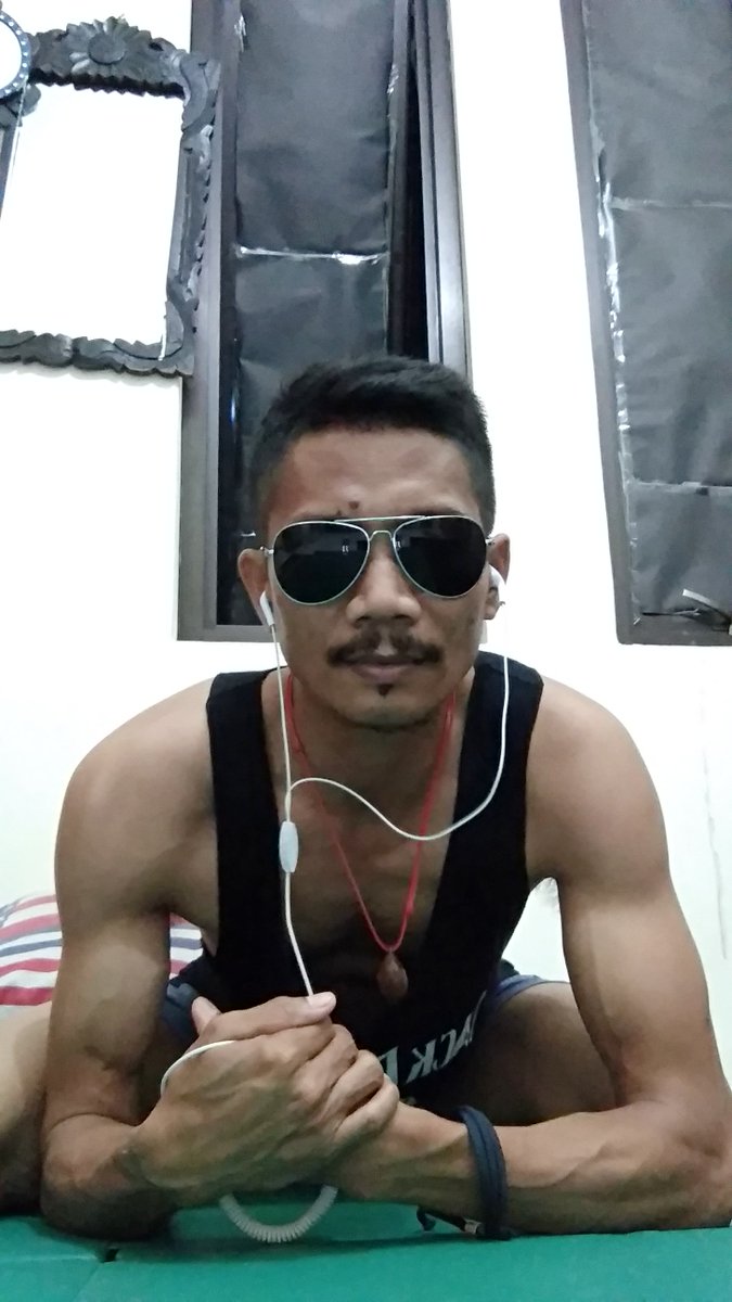 Pijit69's tweet photo. Massage enjoy Tradisional TOP pijit-082122221264 https://t.co/YxNJgRASTN