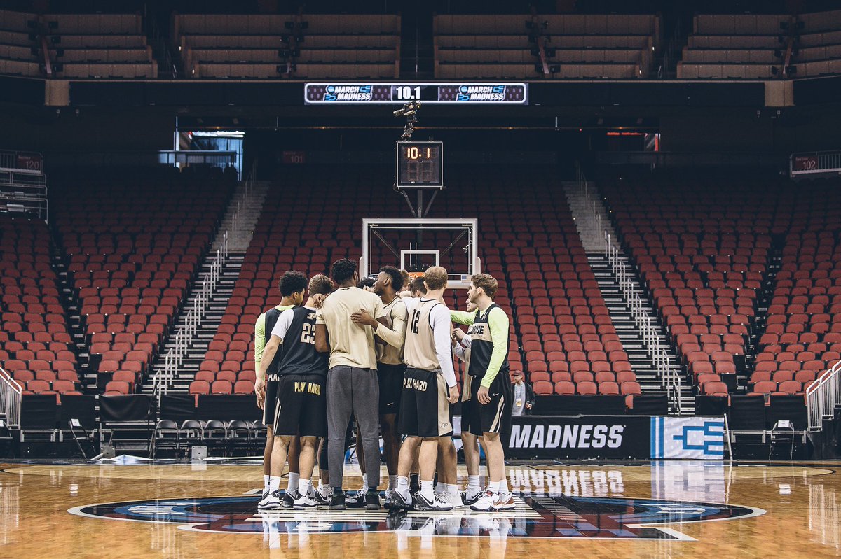 PurdueSports's tweet photo. Goodnight Boilermakers. 

Tomorrow, we dance. 

#BoilerUp 🚂 / #MarchMadness https://t.co/yiE8cGgllv