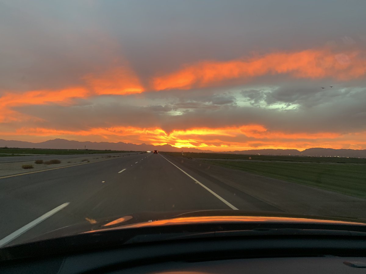 allynbailey's tweet image. I love an Arizona sunset. That’s a wrap for Talent Acquisition Transformation training in AZ for me. Awesome team and great convos. So excited to see each person in Intel GTA take up the #pipelinesoverreqs torch and carry it forward? #iamintel and I love my job! ❤️