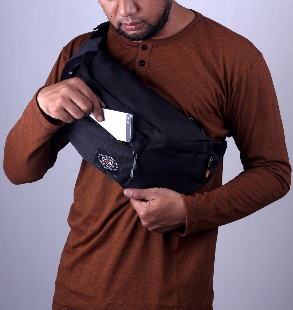 taskamera's tweet photo. Waist Bag Keren EIBAG BANDUNG Kode 1523
https://t.co/EGPopinrys 
#eibag #waistbag #waistbagkeren https://t.co/kkR5kgNlLw