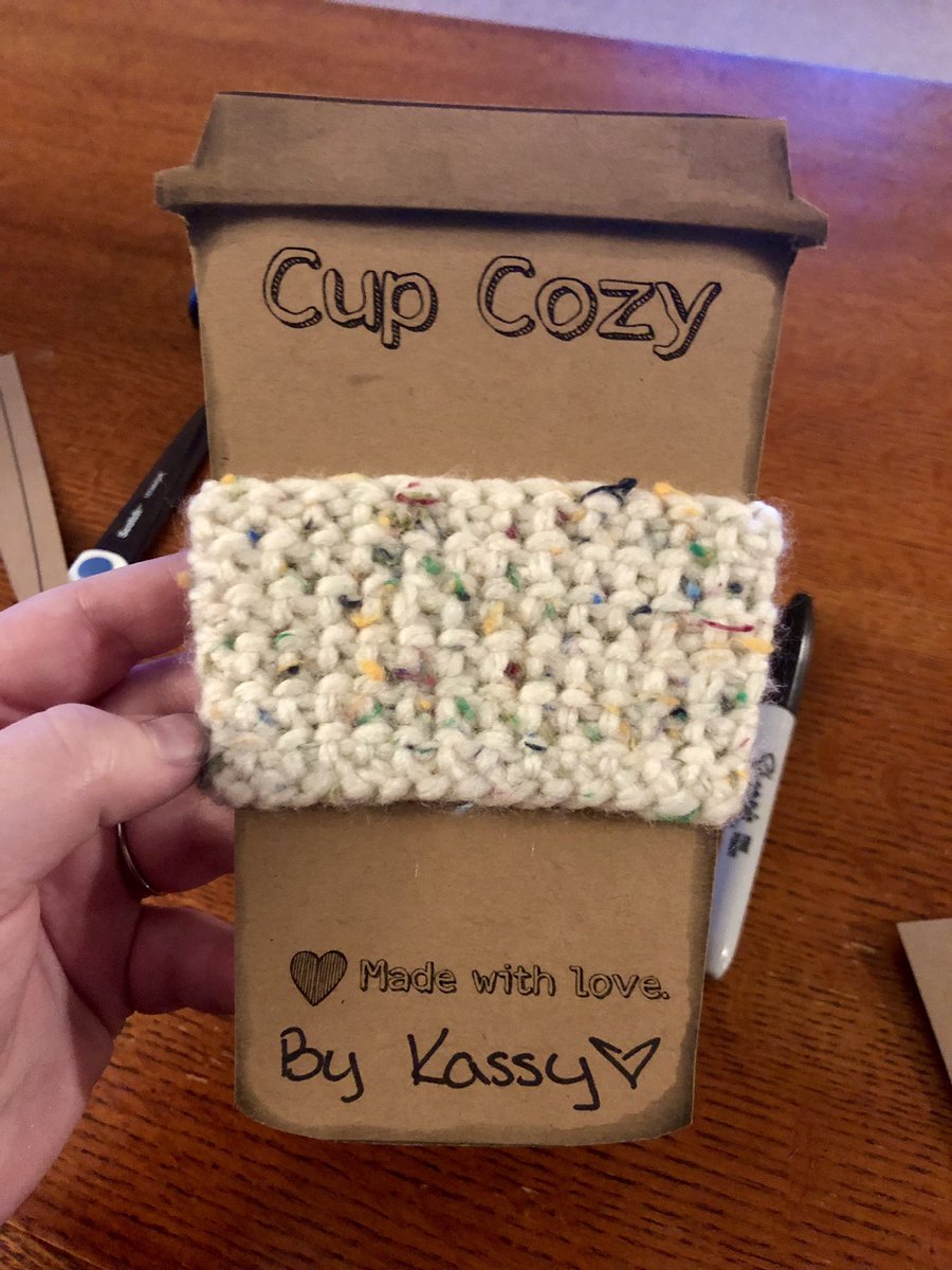 ClassiKassy's tweet photo. I just need to say how I always say I’m gonna make shit for people, but it took my own bridal shower to make it happen. https://t.co/rlITLE3iqN