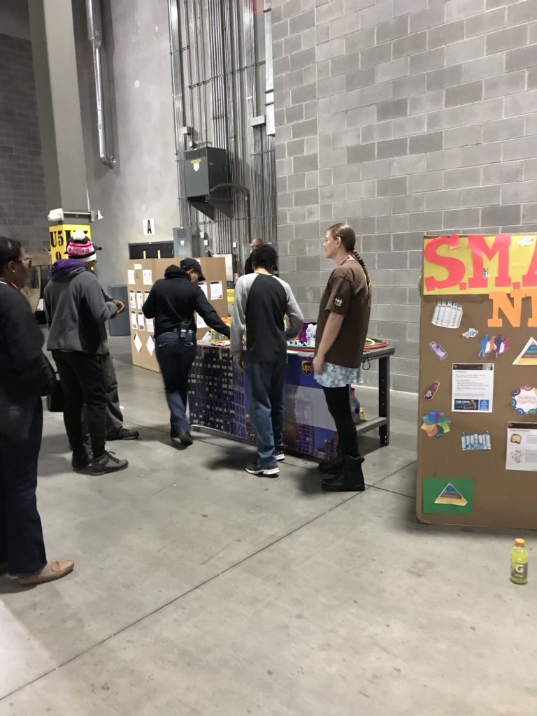 UPS_SMART_OH's tweet photo. Night sort safety committee got it going on! #SMARTwalk https://t.co/e0tACyPjZ9