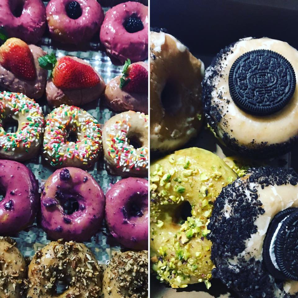 gotfoodtrucks's tweet photo. THURS NIGHT join us after #OpeningDay baseball grab a bite at @cloveraveschool West LA dinner w/ @MapucheNative @CanvasFoodsLA &amp; coffee/sweets Coastal Coffees! 
A % of sales goes back to the school! 5-8pm 11020 Clover https://t.co/rUE707l5a3