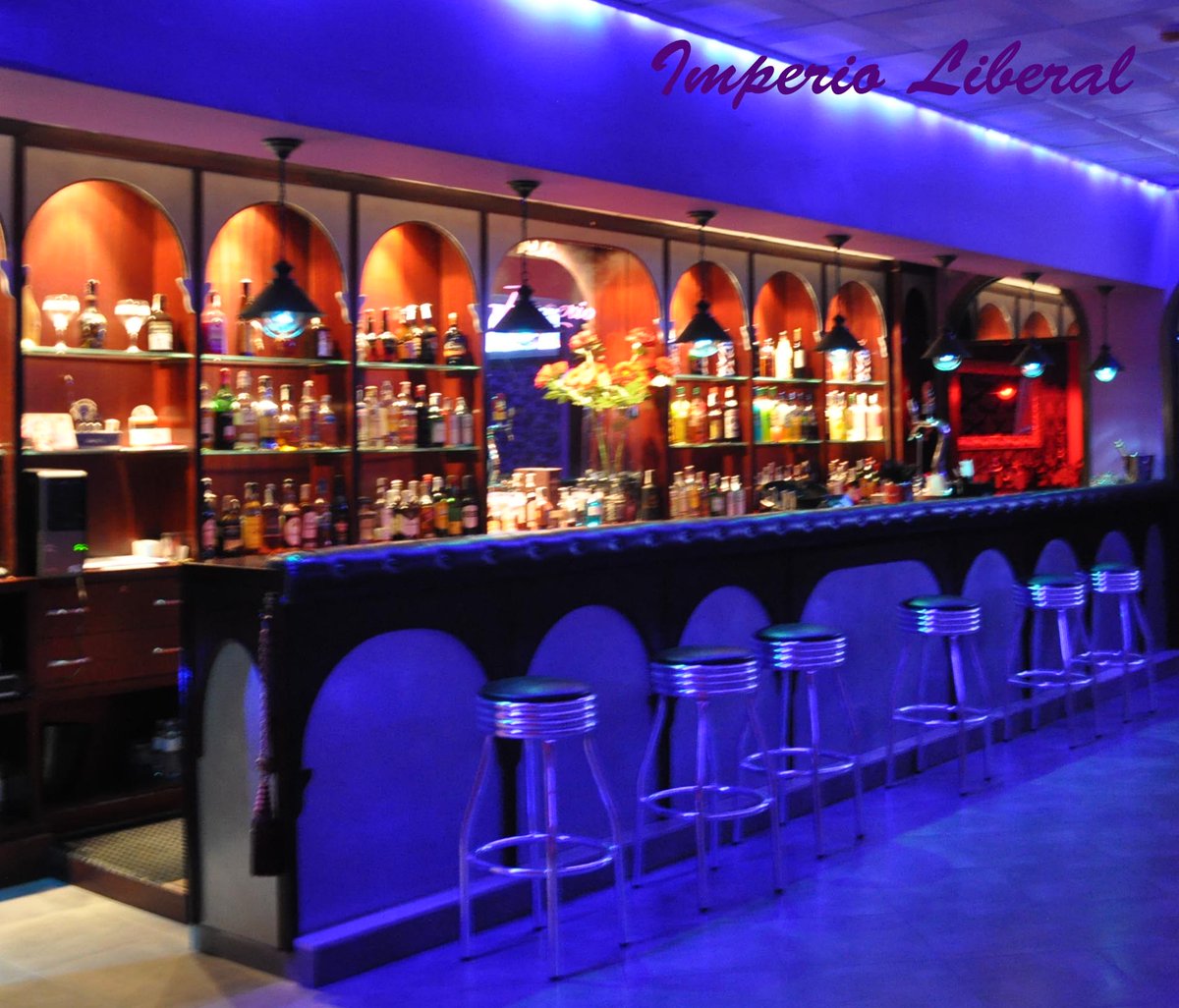 ImperioPub's tweet photo. SABADO 30 DE MARZO. ENTRADA GRATIS PARA LAS PAREJAS!!

ENTRARAS GRATIS, Siiiiii, has leido bien!
No pagaras entrada, sólo pagas las copas que te tomes a 6€ cada una. Consumisión mínima una copa por persona. https://t.co/wSFMs9Yskm