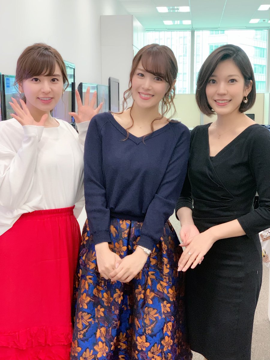 テレビ東京アナウンス部 公式 Twitterissa モーサテガールズの角谷アナと西野アナに挟まれた鷲見アナ 鷲見玲奈 西野志海 角谷暁子 テレビ東京 アナウンサー テレ東