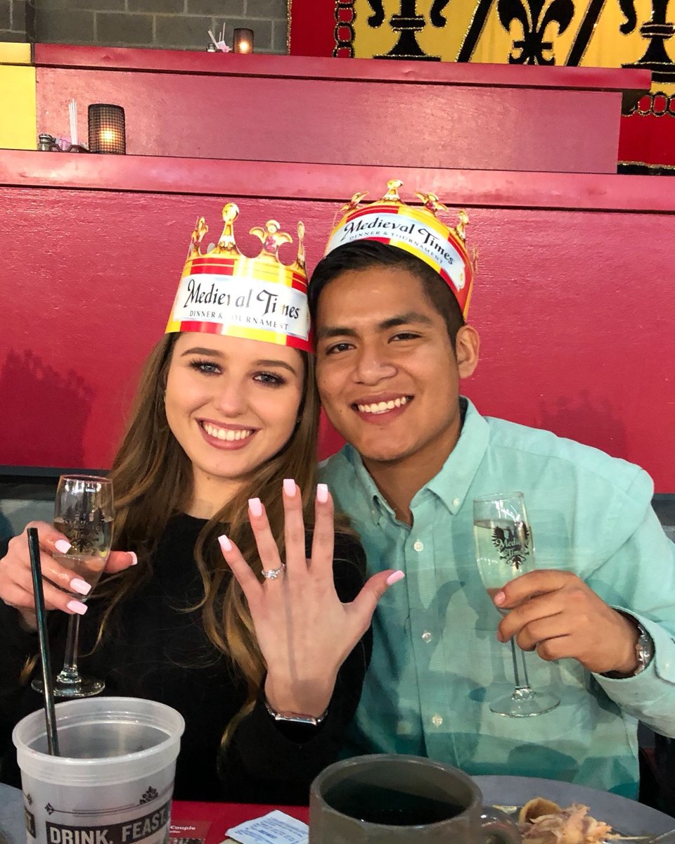 MedievalTimesTX's tweet photo. Your epic date "Knight" could end up with a happily ever after! ๐๐ฐ
#engaged #MedievalTimes #MTDallas https://t.co/7vZA8PQs5E