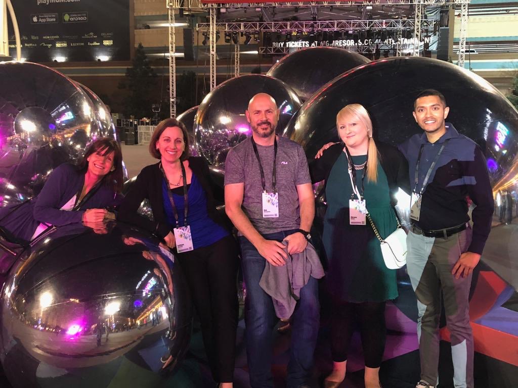 colleenraymond's tweet photo. Pumped for #summitbash at #AdobeSummit with the @esricanada team and @thekillers! https://t.co/RmQxoU4jLY