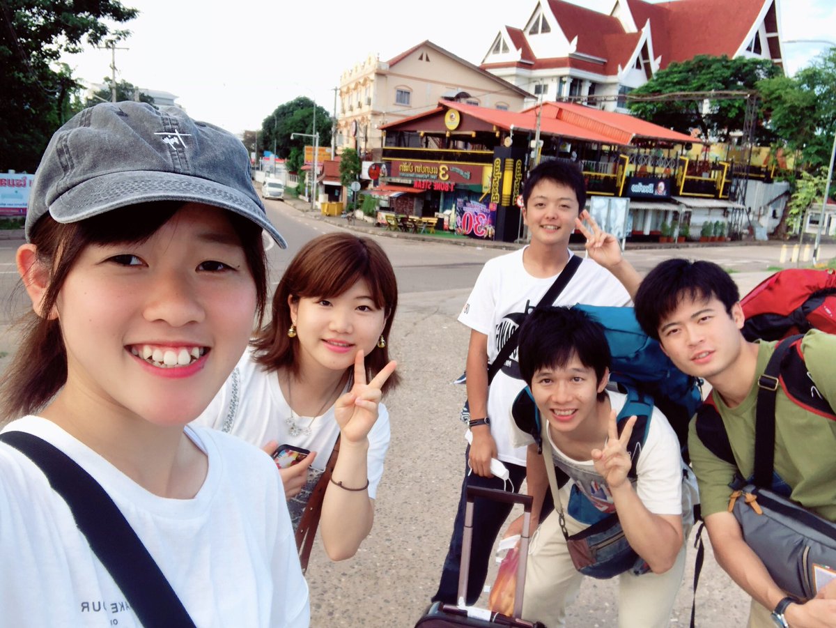 Hearts_Tree's tweet photo. ☆HeartsTree活動紹介☆
夏休みにはラオスに現地視察に行きました🇱🇦
実際にラオスへ行って、医療の現状や人々の生活を見てきましたよ🌱🌈
東南アジアの現状と勢いはとても刺激的でした🌟
支援の目的も具体的に見えてきました👀💫
#春から三重大 #heartstree https://t.co/GOMXGXZWeC