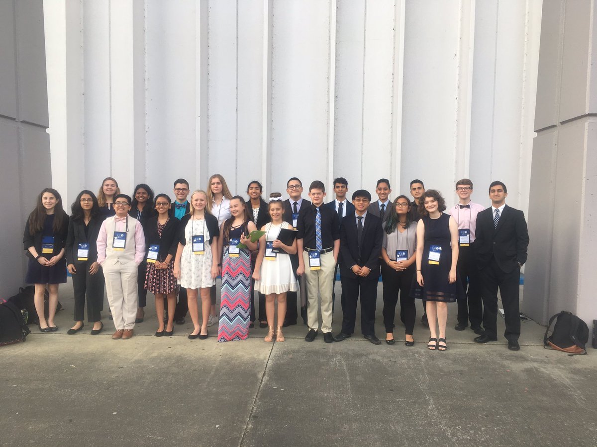 SciencePasco's tweet photo. Huge shout out and great big thank you to @PascoEducation  for all you do to support science fair in @pascoschools. #PascoDoingScience #PascoSSEF @PascoEnviro https://t.co/jrED2tVzOL