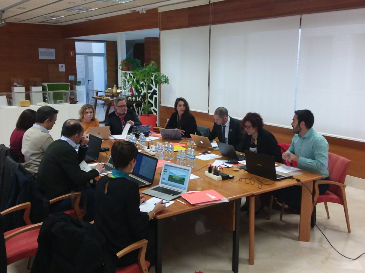 Rise and shine, Yecla! Cluster4Smart project just started the 4th meeting, as it nears the finish of its 3rd Phase - the preparation of #trainingmaterials for the #onlinecourse on #clusters and #Industry40 Stay tuned for sneak peeks!