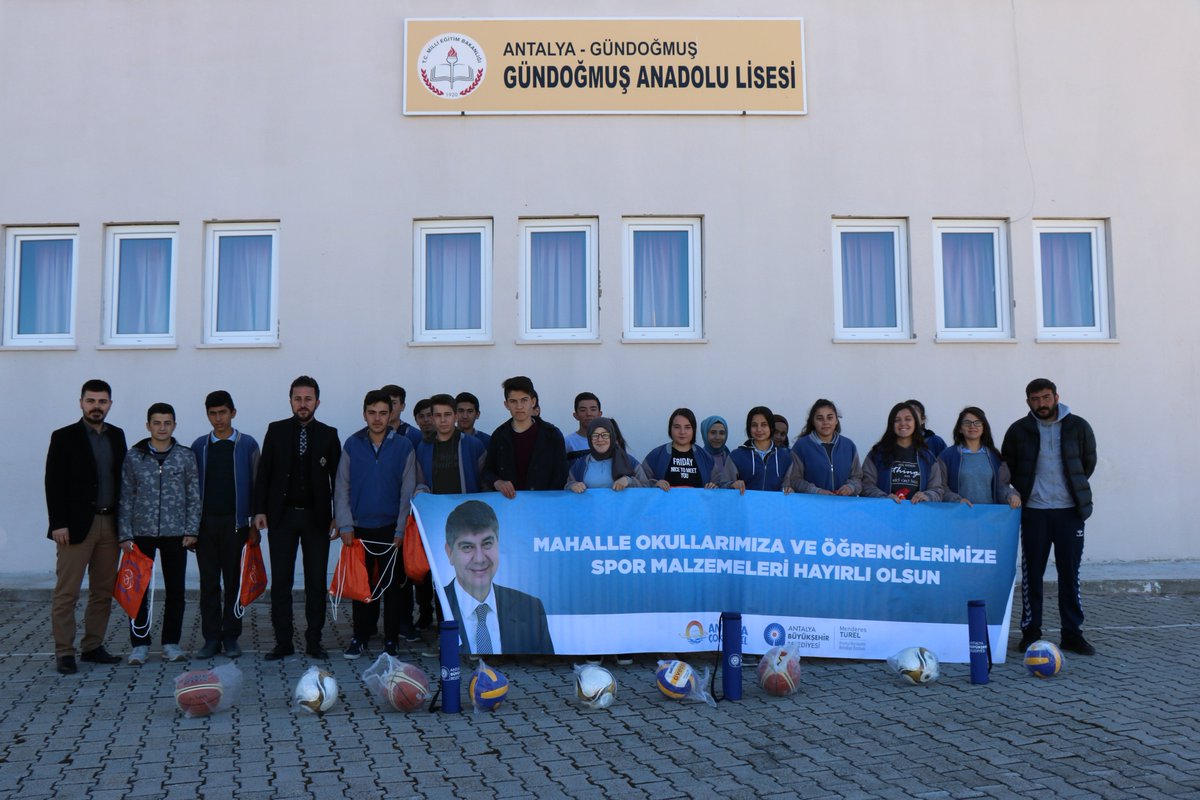 abbgenclikspor's tweet photo. Bir Mahalle Okulu Bir Umut, Umuda Doğru Yolculuk projemiz kapsamında Gündoğmuş'ta öğrencilerimizin ihtiyaçları olan Spor malzemelerini  dağıtıyoruz.⚽🏀🏐

➡Gündoğmuş Anadolu Lisesi

➡Köprülü Ayşe Güven İlkokulu

➡Ümütlü İlkokulu

💪🤗"Sporcu Çocuklar, Güçlü Gelecek "🤗💪 https://t.co/gOZDK9Trk3