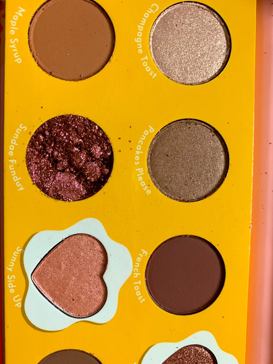 DevanshiMittal_'s tweet photo. So excited to finally receive my brunch date palette!! ❤️❤️ @Zoella @ColourPopCo 
Except my sundae funday was shattered in the mail 🙈 https://t.co/grtFXMt57G