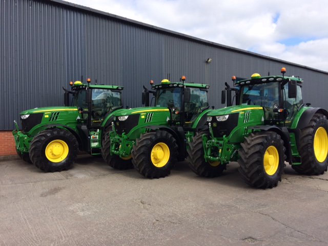 RVTractors's tweet photo. 3 new @JohnDeere 6215R AutoPowrs off to their new home-one with new Command Pro joystick & all 3 with LED lights, 710/70R42 tyres Autotrac ready. Two complete with RVT RTK and one with SF1. Many thanks to J F Lea and Sons Ltd for their continued custom. #DoMoreGuaranteed https://t.co/3EbDPXi75P