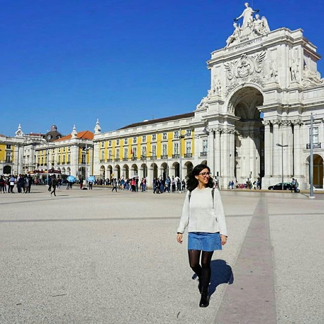 namorayu's tweet photo. 📮 POSTALES 📮
¿Sueles enviar postales de los lugares donde viajas 🌍? .
Yo ya tengo las que os prometí a quienes acertasteis que íbamos a #Lisboa y las enviaré desde casa... ¿Cuándo las sueles enviar?¿Desde el destino o a posteriori? 🤔
.
.
#VolareporLisboa #volareporPortug… https://t.co/055MaBKqrS