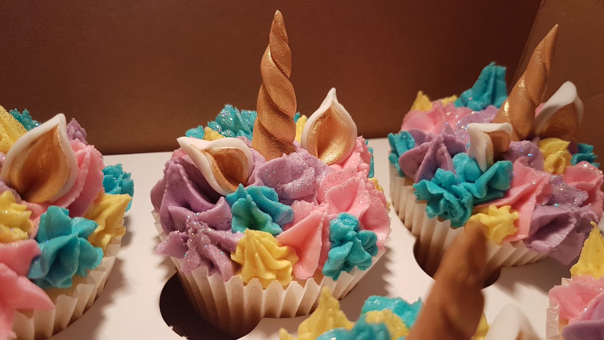 travelopulent's tweet photo. Had to wake up very early this morning for this delicious collection... After all it was totally worth it😋
#cuocakes #unicorn https://t.co/GIowpxTaRW https://t.co/uFk6l4LXw6