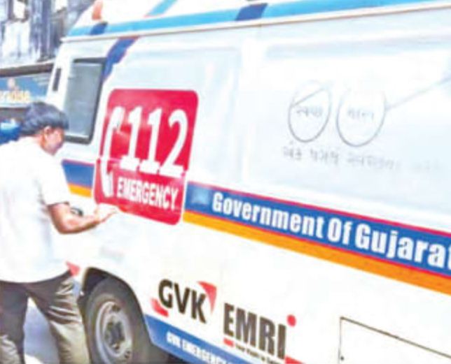 ‘108’ stickers on ambulances are now being replaced with ‘112’ in 7 districts of Gujarat