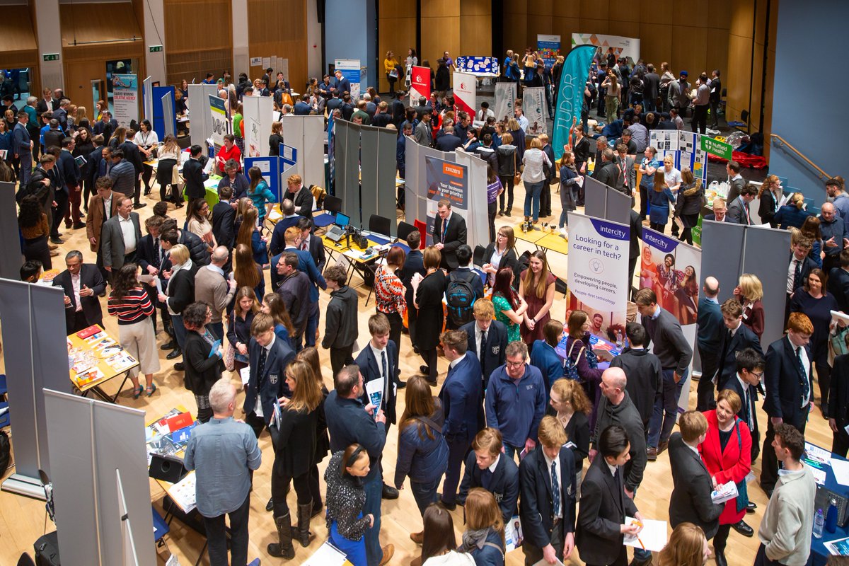 Our Higher Education &amp; Careers Fair was a huge success. Hundreds of <a href="/warwickschool/">Warwick School</a> <a href="/KHSWarwick/">King's High School</a> students &amp; their parents had the opportunity to speak to over 130 exhibitors representing universities, gap year providers &amp; organisations covering a huge span of careers. Brilliant!