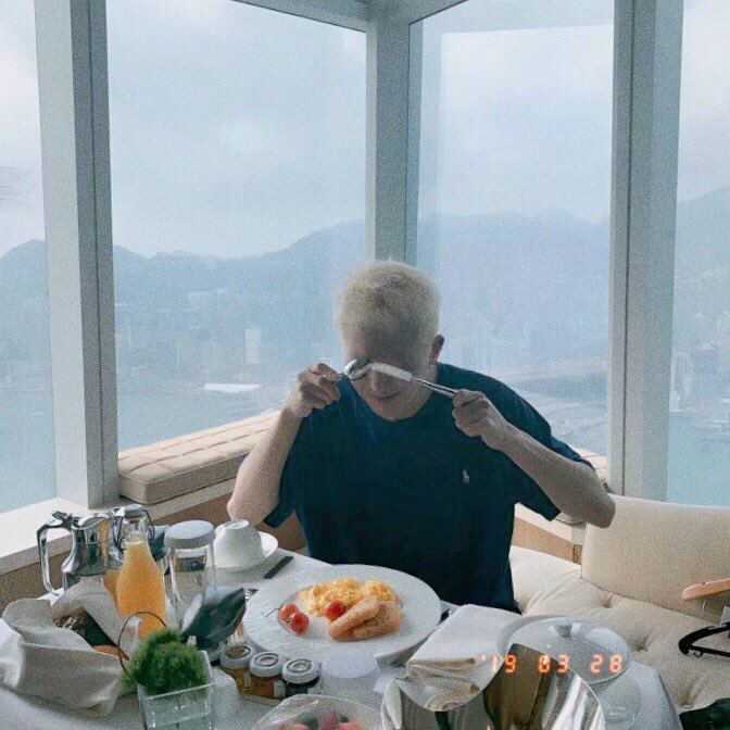 [🍽오늘의쏭🐻] 오늘 아침의 기록이라며, 보내준 멋진 풍경과 멋진 식사 그리고 그 모든 #멋진 의 정점인 쏭미남😊 박인서들과 이 멋진 기억이 더 아름다울 수 있도록 함께 해요! #아침식사를중요하게생각하는편 #WINNER_TBT #WINNER #위너 #MINO #송민호 #박인서 #WINNERCITY