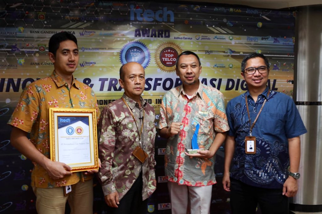 Gas_Negara's tweet photo. PT PGN Tbk kembali menorehkan prestasi. PGN dinobatkan Top Digital Innovation Gas Distribution Services pada Top IT &amp; Top Telco 2019 Award di Gedung BPPT II, Jakarta, Rabu (27/3). Penghargaan yg diselenggarakan oleh Majalah Itech kali ini bertajuk Inovasi &amp; Transformasi Digital. https://t.co/kYnRkOvKnZ