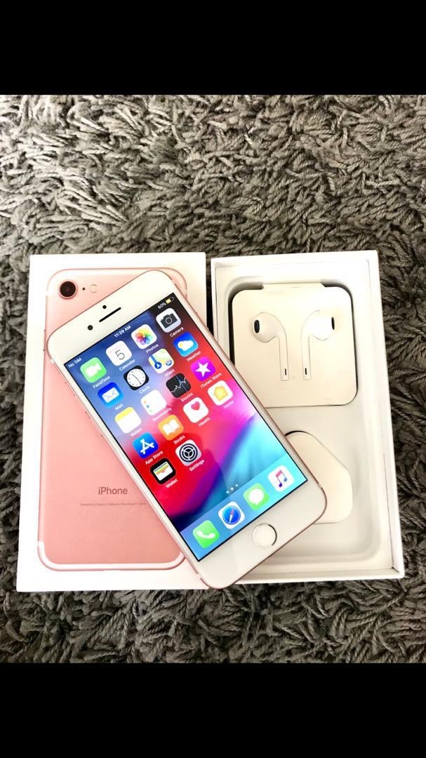 fellaferina's tweet photo. Apalah fella ni. Hari hari post iphone. Bosan tengok 😒 Okay jangan marah, post sehari sekali je 😛

Iphone 7 128GB 
COD : KL/Subang
Price : RM1200

Dm i ✌🏻

#iphone7 #iphone #sayajualiphone #iphonemurah #sayajual #iphonesecondhand #iphonemalaysia #sayajualiphonemurah #iPhoneX https://t.co/NZp9EB7AJp