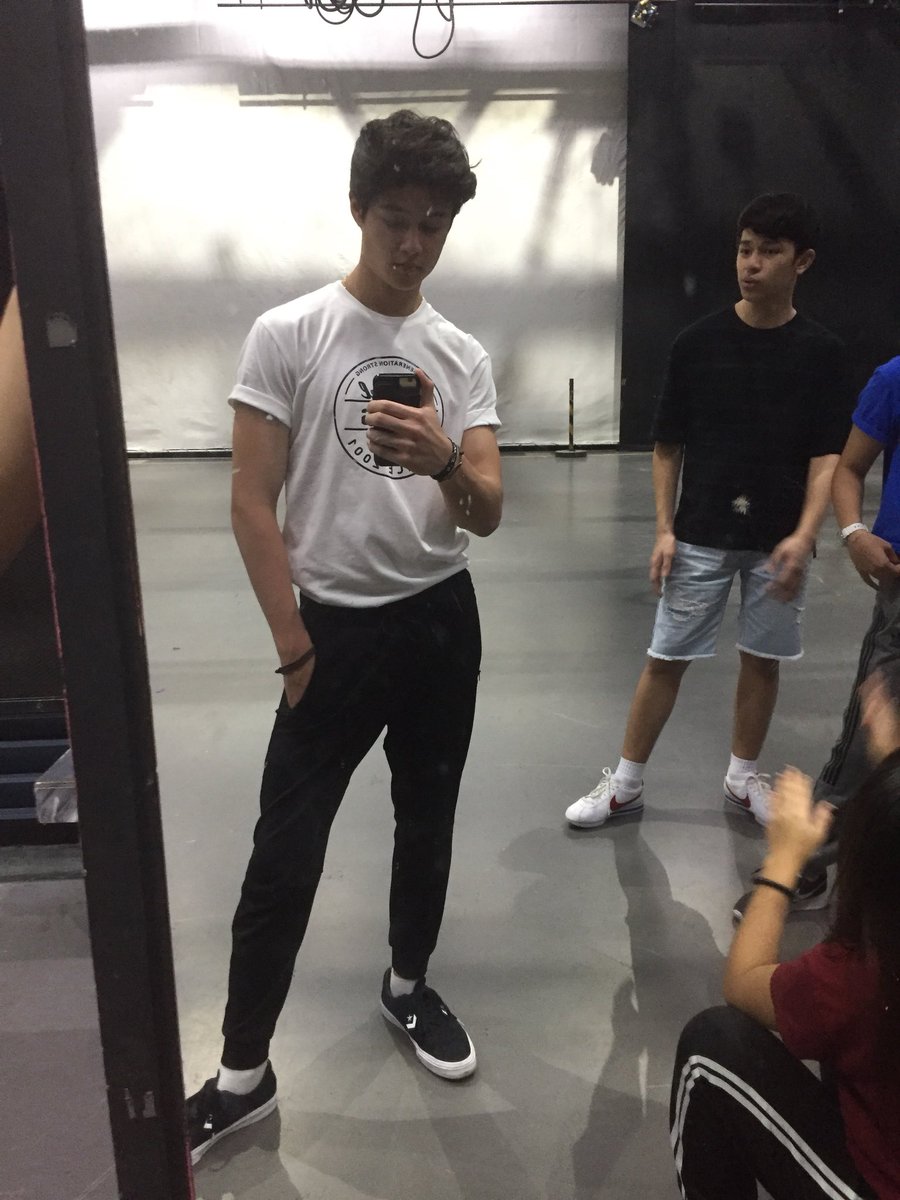 rhys_miguel's tweet photo. Dance rehearsals!!! https://t.co/vpLuvCD1GO
