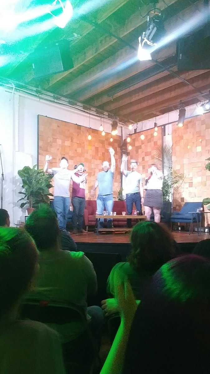 MayDay_Aura's tweet photo. Off Topic Live was a great show and a wild ride! Thanks, @AchievementHunt! I also got to see @TheSteffie who is the best! #achieve #OffTopicAH #OffTopicLive #roosterteeth https://t.co/uO3b1GNxrn