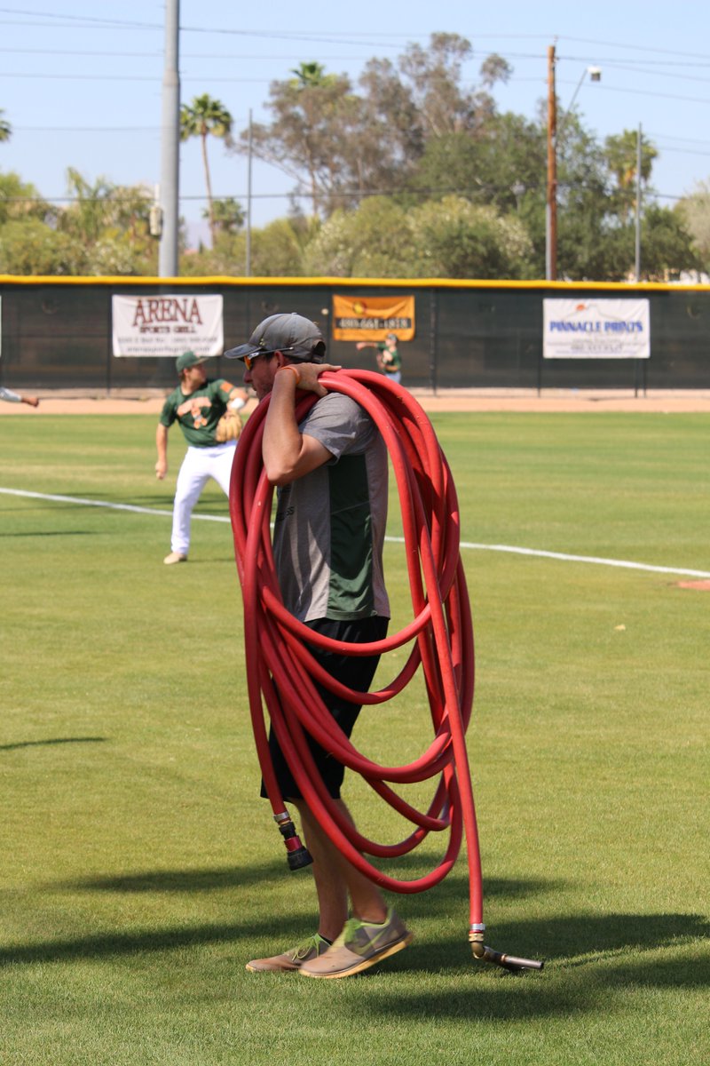 KDBVoice's tweet image. Looking back @ these photos it is amazing to think that Assistant Coach Jeff Urlaub is now Head Coach @JeffUrlaub What we knew then? &amp;amp; What we know now! In all the photos you could see the makings of what we r seeing early on n this young season. #LeaderByExample @husky_baseball_