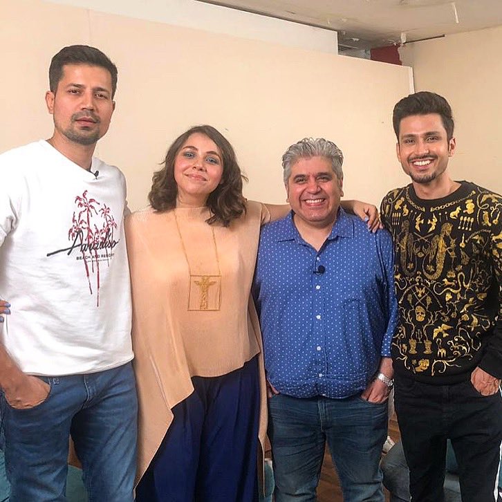 amolparashar's tweet photo. An in-depth chat about Season 1 and what to expect in Season 2 - with the lovely @RajeevMasand - Coming Soon! ๐ค
@tvftripling @TheViralFever @SonyLIV #TriplingS2withDrivezy #PhirSeTripling https://t.co/iEsv3GFeeK