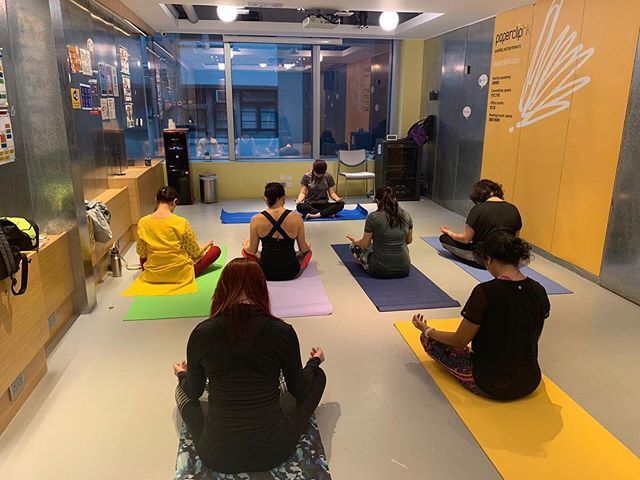 paperclipHK's tweet photo. Starting a good day with yoga🌞
.⠀
#paperclipHK #paperclip_event #sheungwan #coworking #excitingevents #business #startups #founder #entrepreneur #meditation #yoga https://t.co/JpJquaSzHs https://t.co/WesgIH1d7r