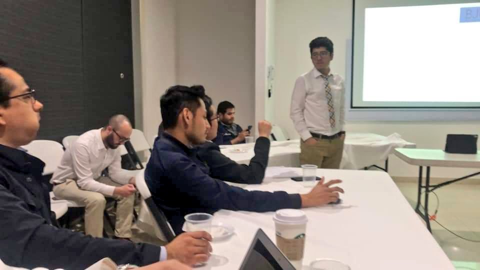 AlexHermen's tweet photo. This meeting was so much better than we expected. I'm very proud of the commitment of my team @UrologiaGea. We shared and strengthened a lot of knowledge. There's no doubt that alone we can do so little, but together we can do so much. #UroGea #JournalClub #UroRes 🙌🏻👏🏻💪🏻 https://t.co/9IyGWCsR3M