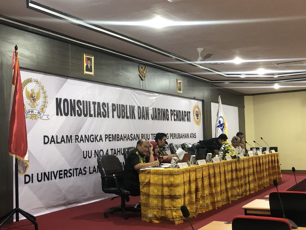 Kedatangan Komisi IV DPR RI ke Universitas Lambung Mangkurat peristiwaonline.wordpress.com/2019/03/28/ked…