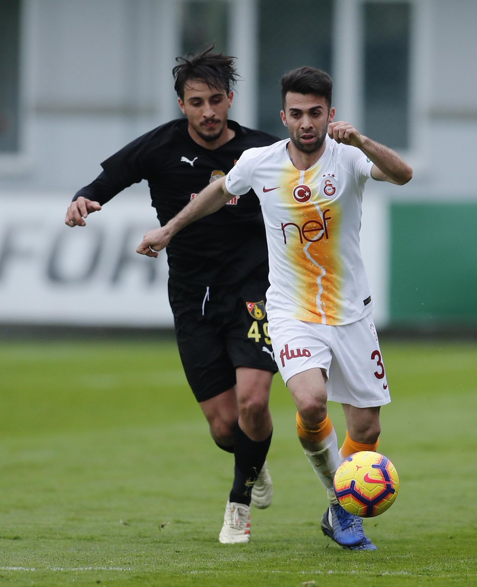GalatasaraySK's tweet photo. Günaydın #Galatasaray Ailesi https://t.co/V8ammZnxhu