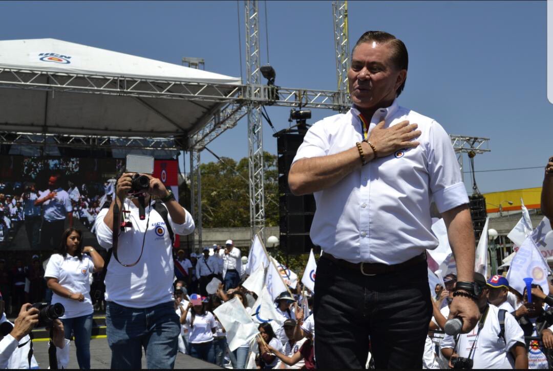 juventudgdcgt's tweet photo. El contacto con mi gente y el conocer sus sueños, me hacen luchar día a día, y demostrar que podemos hacer historia. Juntos vamos a lograr un mejor país para todos los Guatemaltecos.
#SomosUCN 
#GuatemalaRenaceContigo https://t.co/Le8cgLfGBY