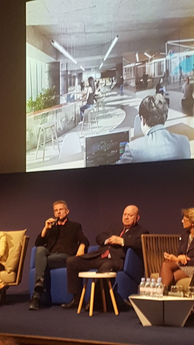 Bouygues_ES's tweet image. &quot;L&apos;approche collaborative est très importante (...) on se met ensemble afin de transformer la ville.&quot; Carlos Ratti, architecte-ingénieur, professeur au @MIT.
#IssyGrid #SmartGrid