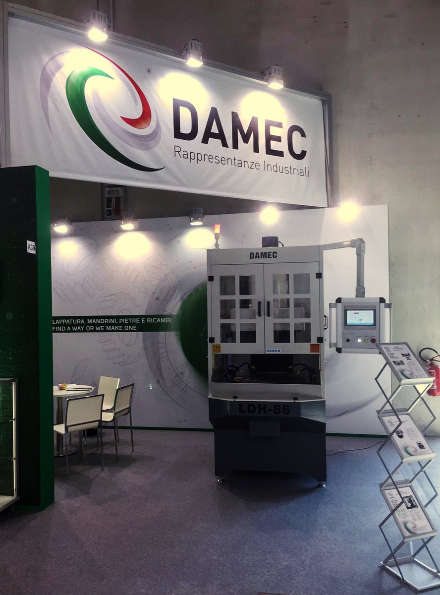 info_damec's tweet photo. Venite a scoprire la nostra macchina lappatrice verticale LDH
https://t.co/JCaxIN6Pdp 

📍 PAD. 3 - STAND A 39 
@Damec_eu  @MECSPE  @MECSPEPARMA https://t.co/C3RBAa39oF