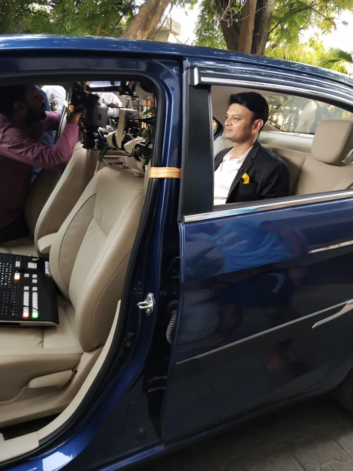 ACCORDEQUIPS's tweet photo. Successfully executed a challenging shoot for IPL after lots of brain storming and tests. 3 camera portable setup with a battery powered video switcher with a audio mixer, mics, driver and two cricketing experts all set in one sedan!
#multicamsetup #switcher #livestream https://t.co/nGq6KmXCKM