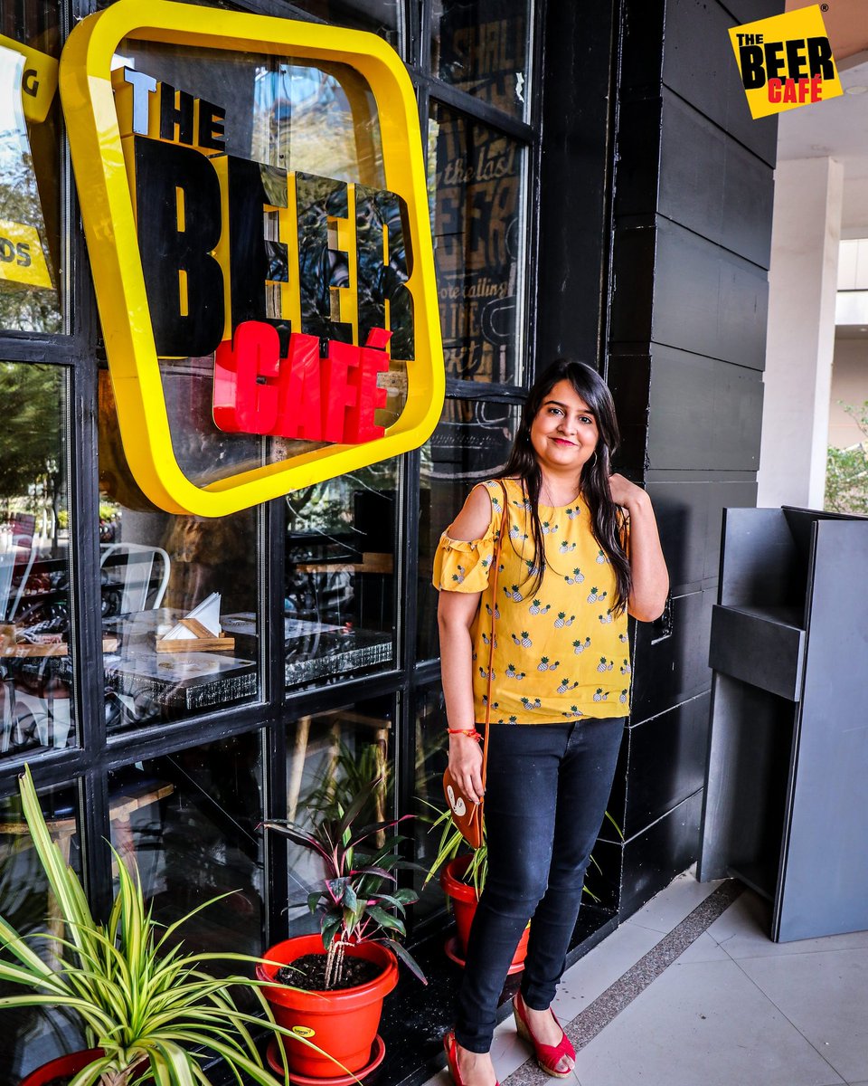 flavours_savour's tweet photo. @TheBeerCafe is nw open & u shud visit it soon @ BCM Heights,Vijay Nagar,Indore.
#FlavoursToSavour #TheEngineersKitchen #F2S #foodbloggers #cafe #indore #instagram #instafood #foodgasm #BEER #foodies #Chillout #Friends #WednesdayWisdom #WednesdayMotivation #wednesdaythoughts https://t.co/b2N0F3wW5b