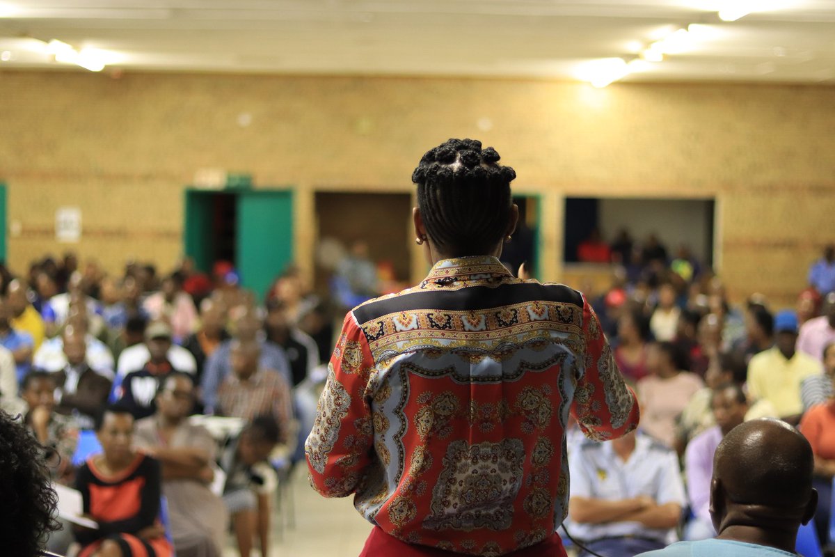 ThemaneThorisho's tweet image. Community Meeting held on the 27th of March at Flora Park Primary. Our Mayor Thembi Nkadimeng addressing the community about Social security and Safety #JusticeForThoriso