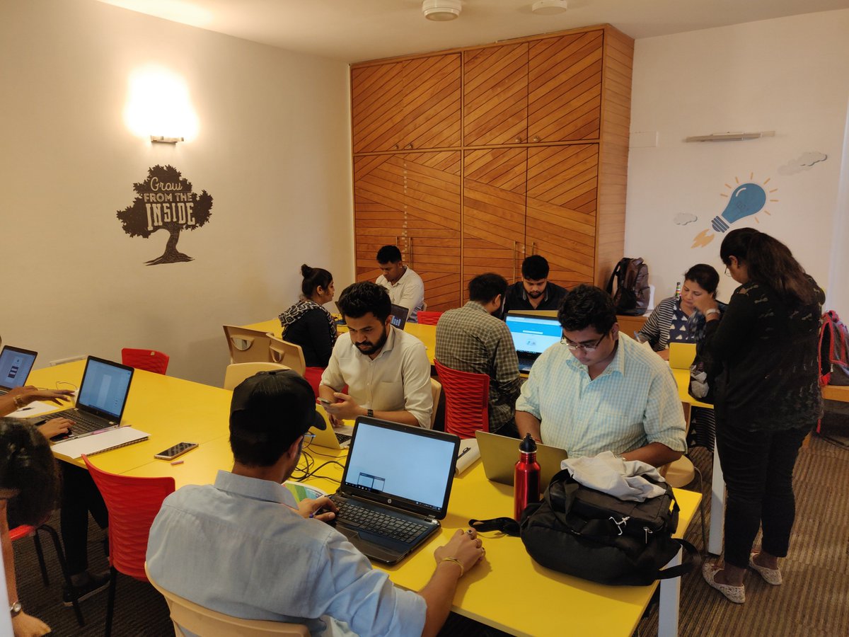 Design_Boat's tweet photo. #HappeningNow - Hiring Drive with #Sourcebits - one of the dream companies for many UX/UI designers.

#uxuidesign #hiringdrive #placements #uiuxjobs #designjobs #uijobs #uxjobs https://t.co/dZF2lfqiZF