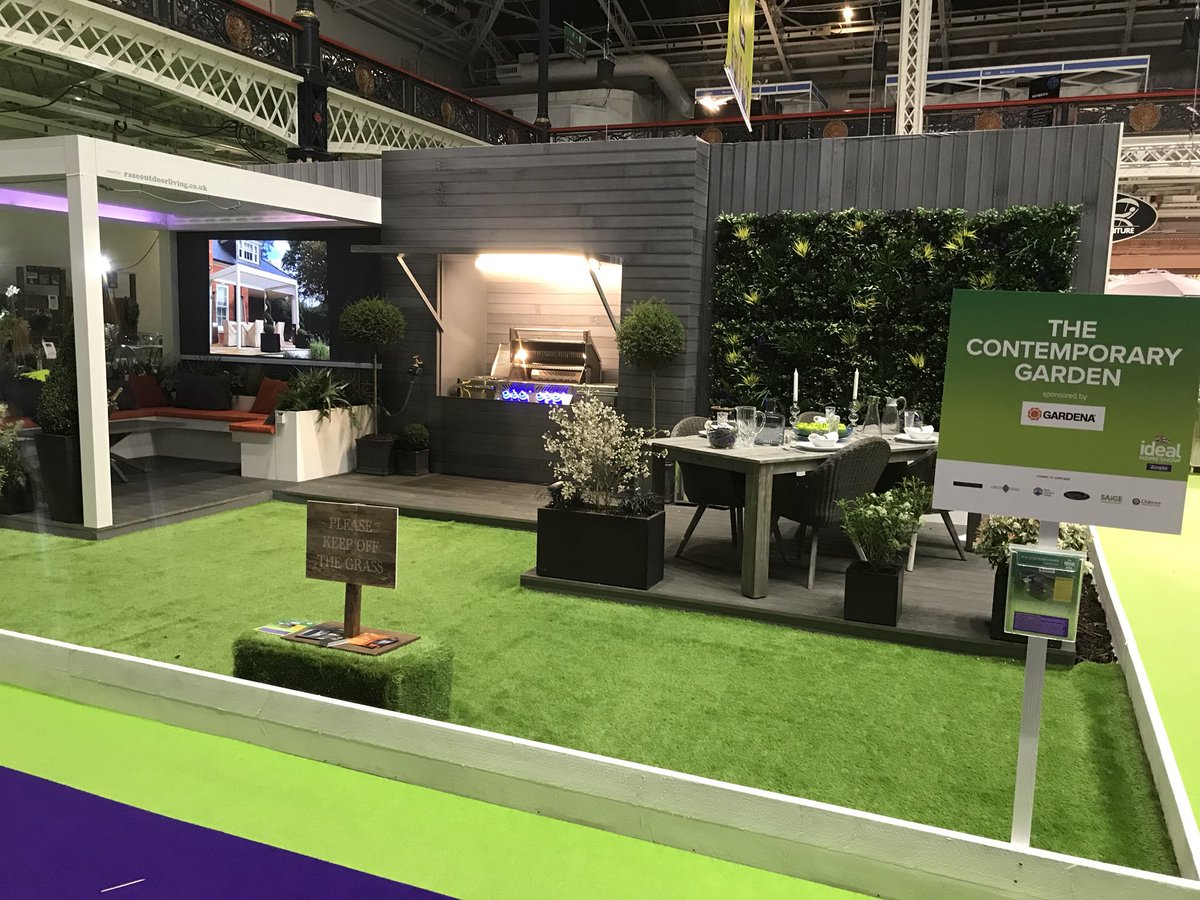 Who’s been or going to the <a href="/ideal_home_show/">Ideal Home Show</a> be sure to tweet us your pictures of the #Contemporarygarden #idealspring #bentonlandscapesuk #bentonbros #kentsbestlandscapers
