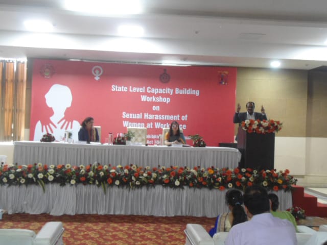 MinistryWCD's tweet image. Glimpses of Capacity building Workshop on Sexual Harassment of Women at Workplace in #Haryana.

In attendance were ICC members of all the key organisations. They were encouraged to structure their Department skillfully and were also given ‘Tool Kit’.
#SheBox