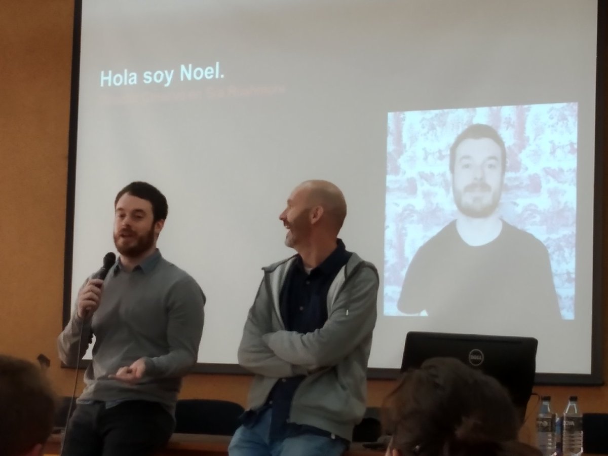 Kr0L___'s tweet photo. Empezamos la jornada escuchando con mucho interés a la dupla creativa de la agencia Sra.Rushmore, Paco y Noel, en @iesClaraDelRey 👇 https://t.co/0dQOUsEY4e